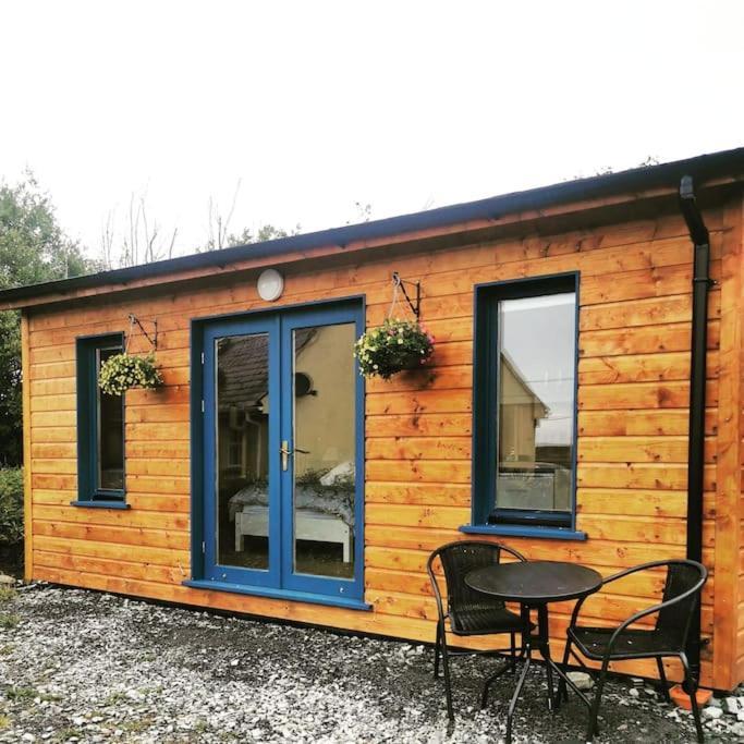 Ceaser'S Cabin Is A Cosy 1 Bedroom Cabin اهينتش المظهر الخارجي الصورة